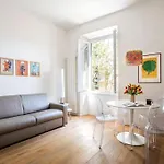 Apartment Pied-A-Roma *