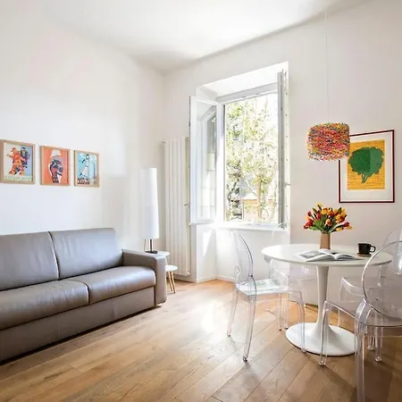 아파트 Court Loft *